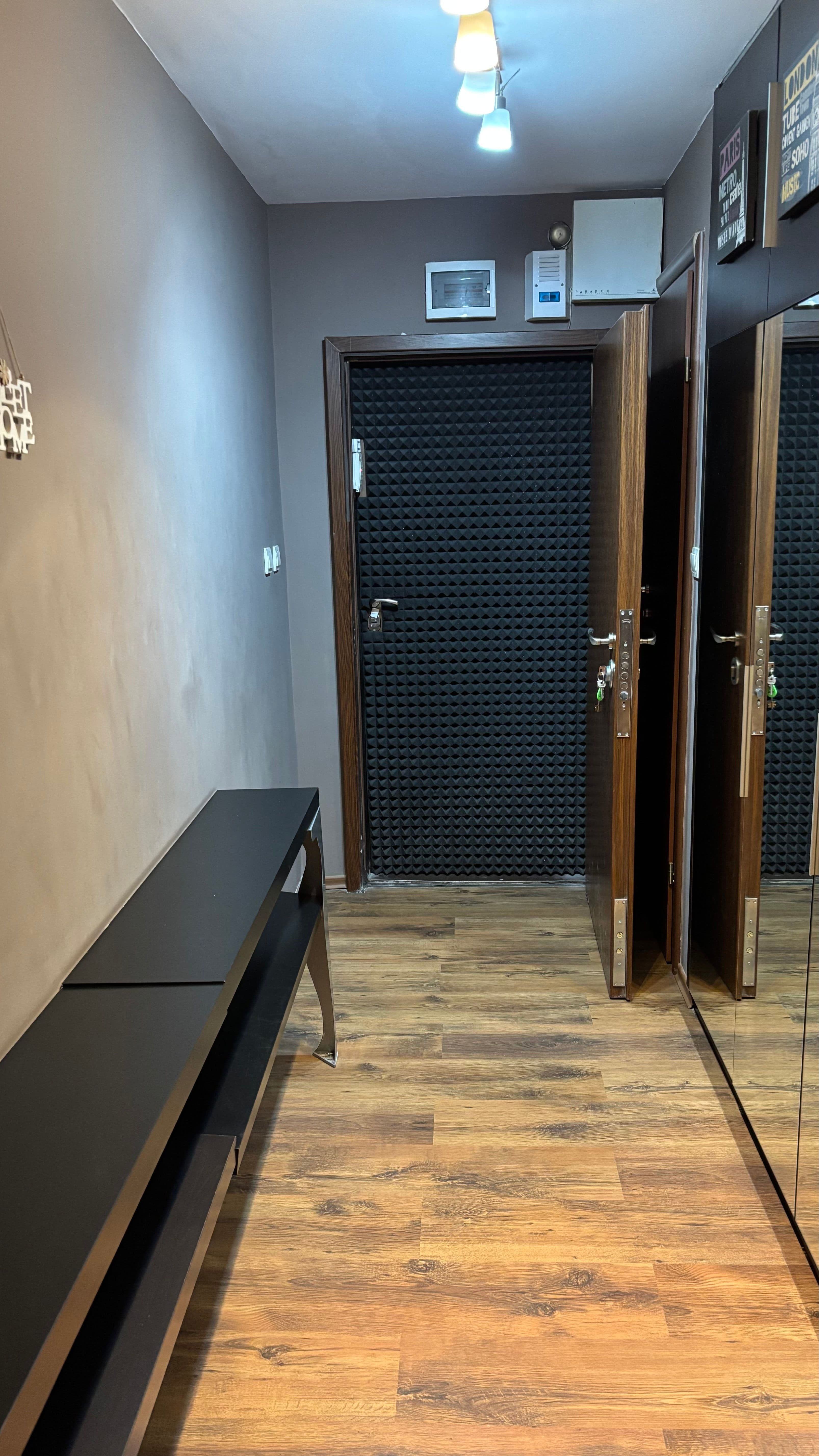 Three-room apartment — Hipodruma